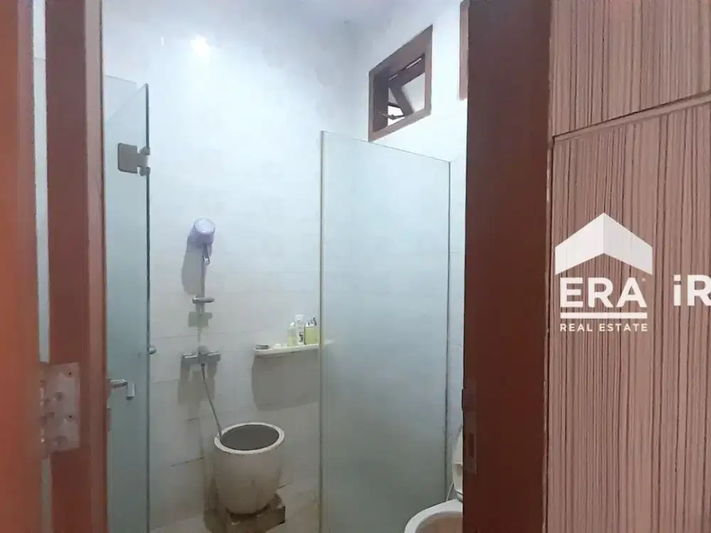 RUMAH DIJUAL DI SOLO BARAT DEKAT LUWES GENTAN DAN ALFAMIDI SUPER MANGESTI