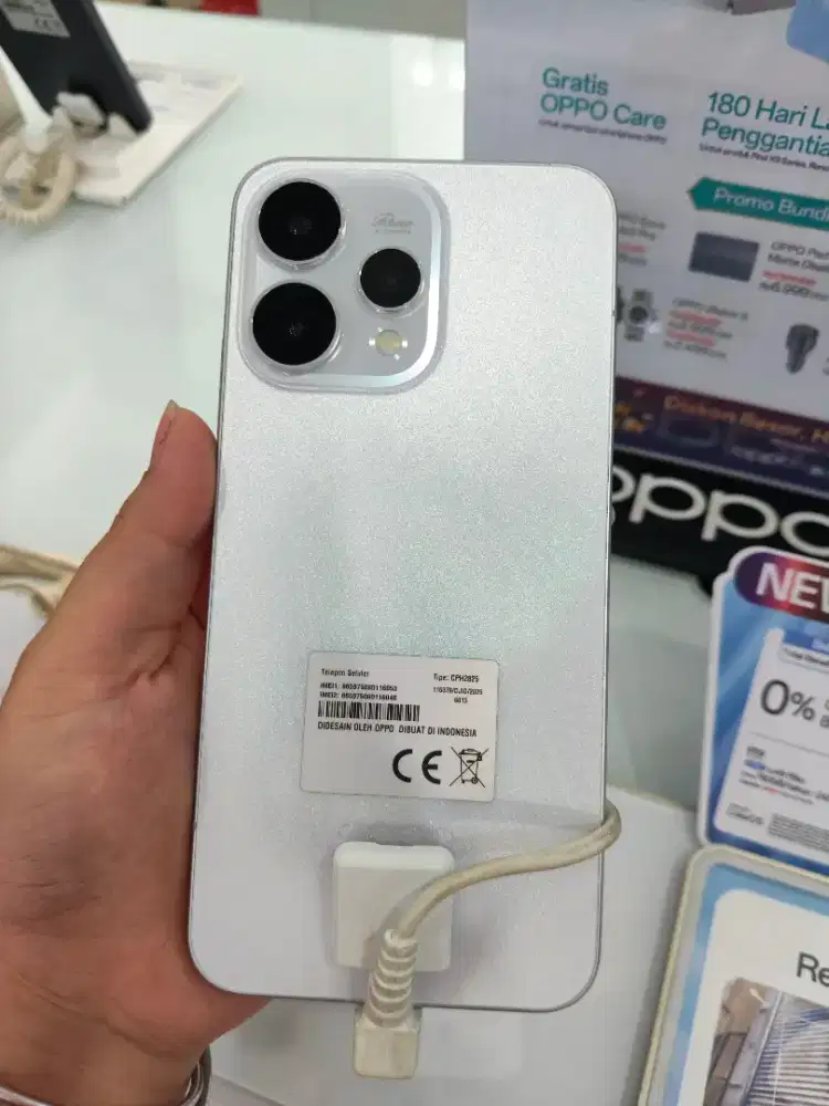 Kredit OPPO Reno15 Tanpa Kartu Kredit