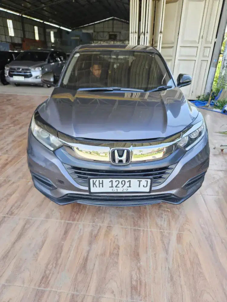 HONDA HR-V 1.5 S 2018 ABU-ABU