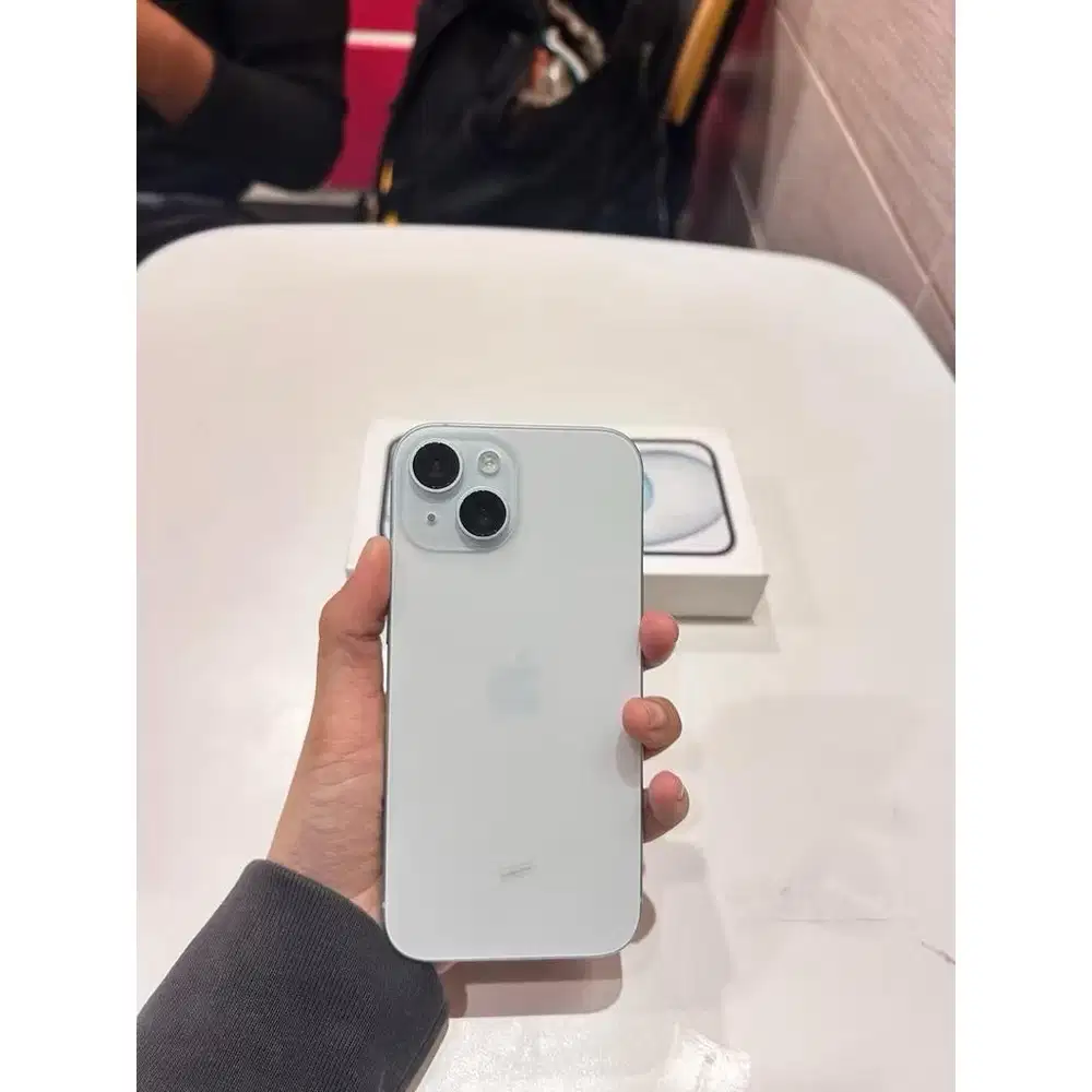Iphone 15 ibox garansi off blue harga 9300 nego
