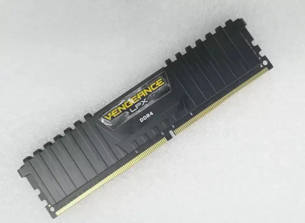 RAM Corsair Vengeance LPX 8GB DDR4 3200mHz Murah
