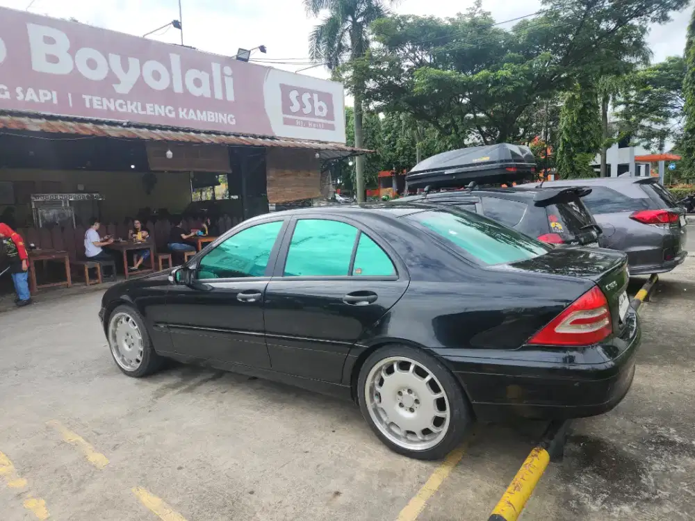 Mercedes-Benz c180 w203 2005 istimewa