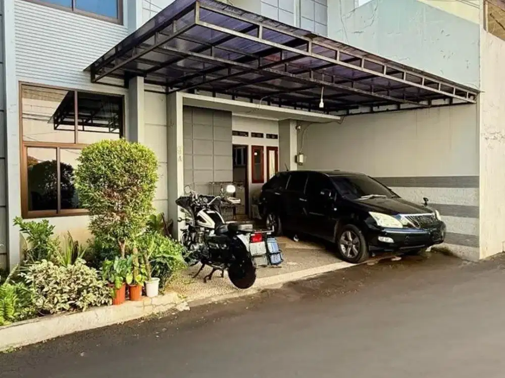 Rumah Dijual Nyaman Strategis di Pejaten Barat Jakarta Selatan