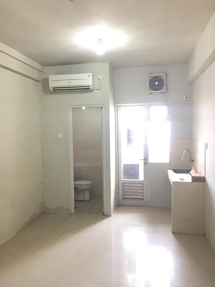 DISEWAKAN APARTMENT GADING NIAS GRAND EMERALD STUDIO