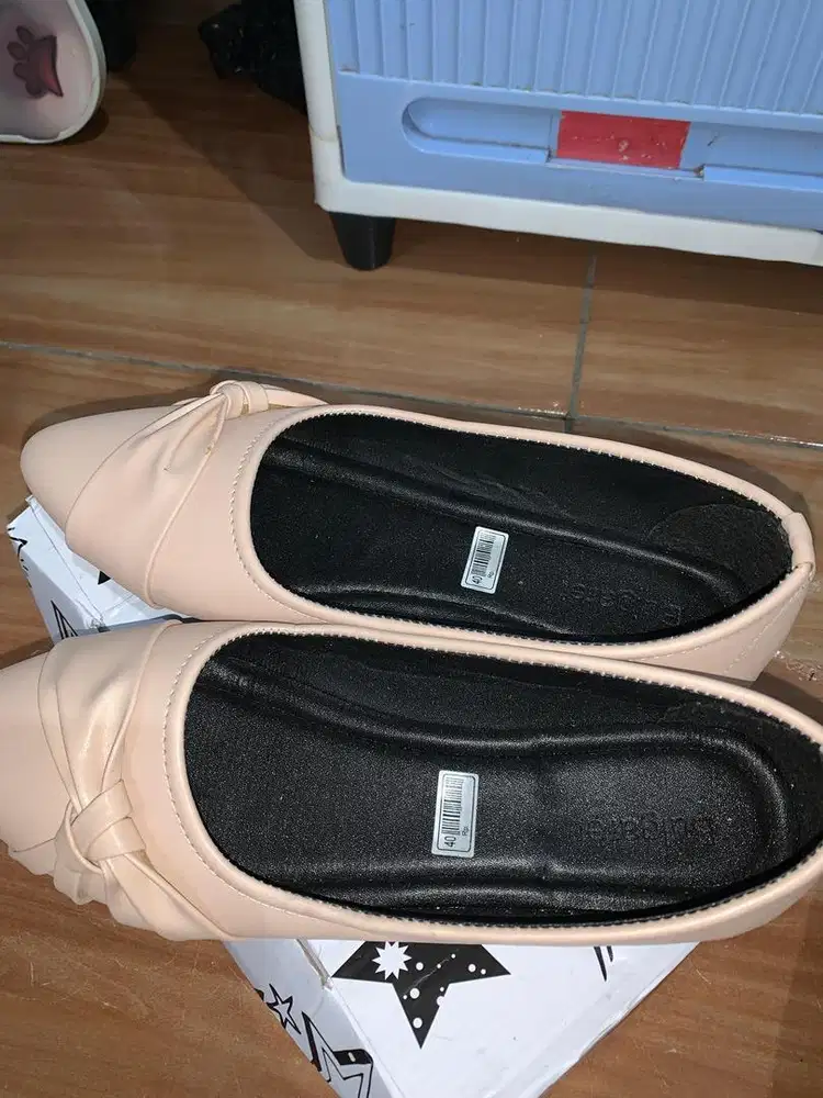 Sepatu Flatshoes Wanita