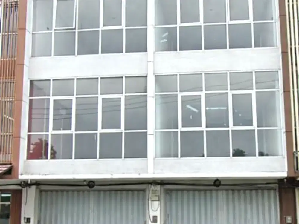 Ruko Pagerwojo Sidoarjo komplek sudah ramai