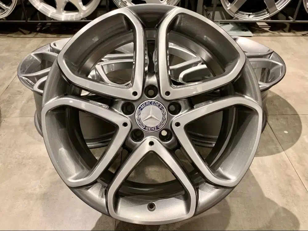 Velg OEM Mercedes Benz E Class W212, R-18, Lebar 8.5 - 9, PCD 5x112