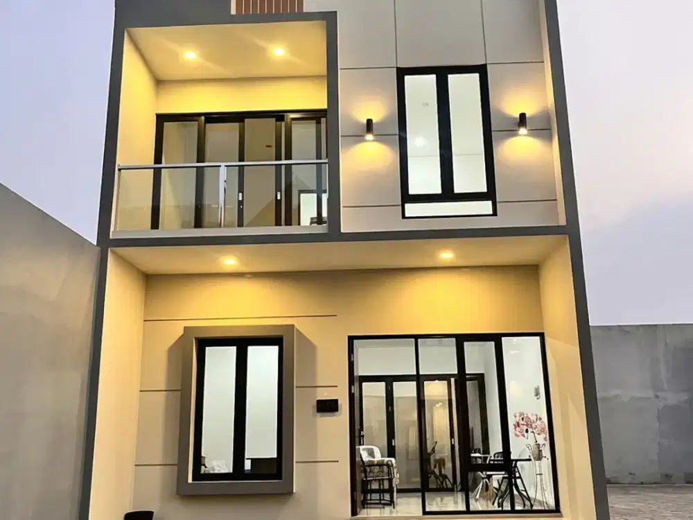 New Modern Minimalis 2 Lantai dekat Surabaya Pusat dan Barat Hot Sale