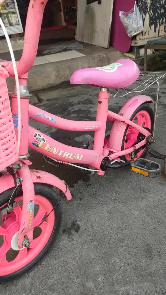 Sepeda anak cewe r 12 merk Centrum jamin semua normal 150rb nett