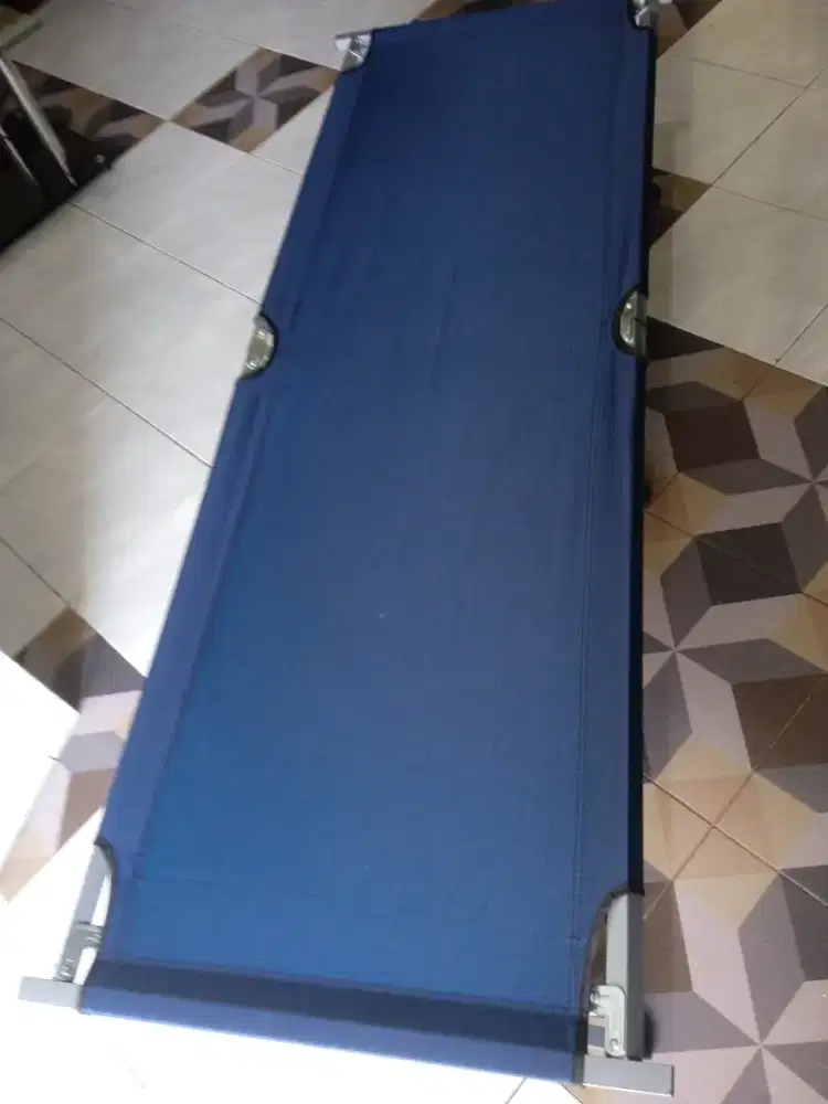 Velbed, tempat tidur lipat