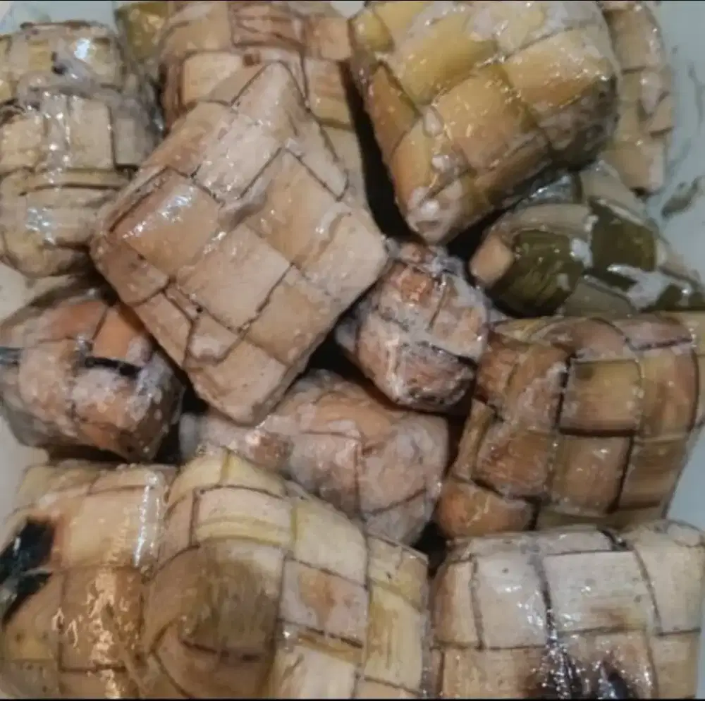 ketupat ketan enak banget