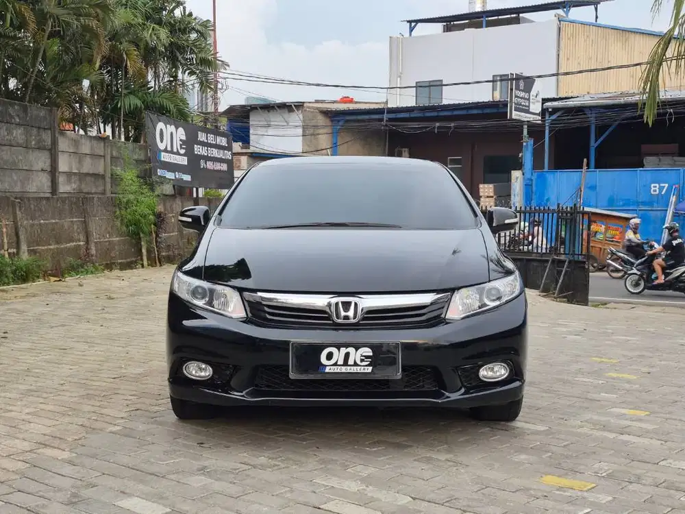 Honda Civic FB 2.0 AT 2013