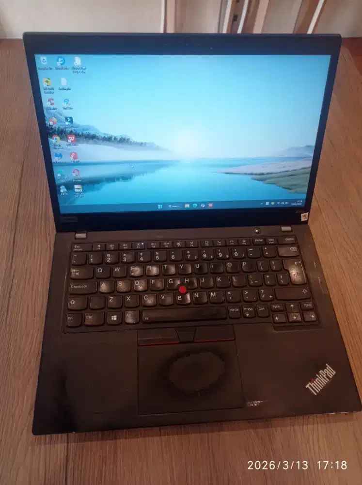 Thinkpad x390 i5:gen 8 ram 16 ssd 256 top
