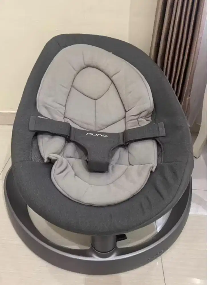 PRELOVED BOUNCER NUNA