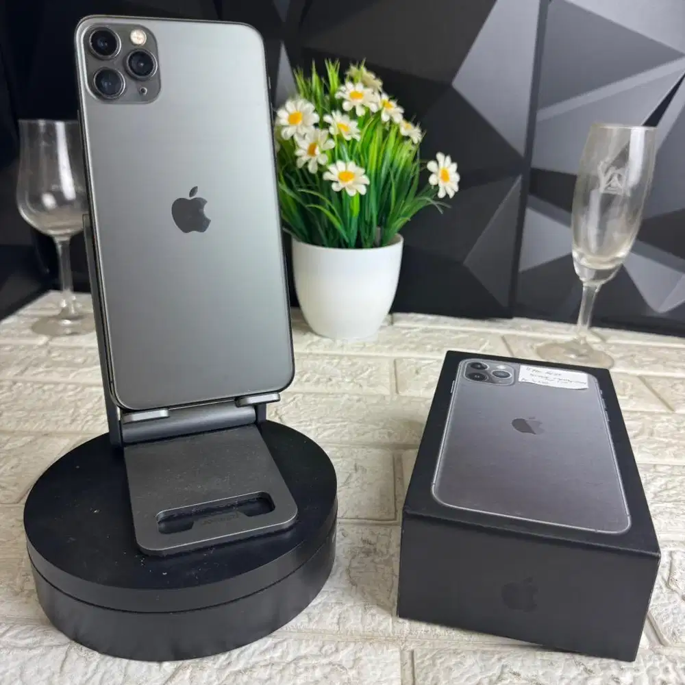 iphone 11 pro max 64gb Ex inter all operator Bisa COD