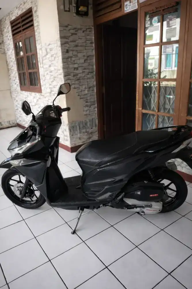 vario led old / vario 125