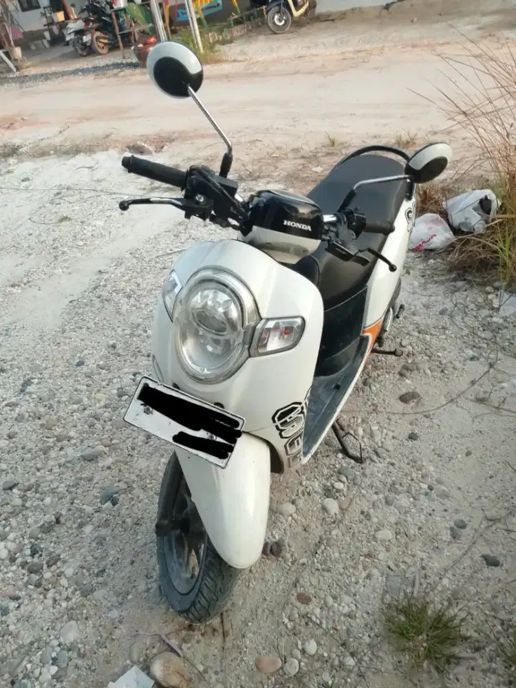 Jual Cepat Scoopy mesin bagus body bagus