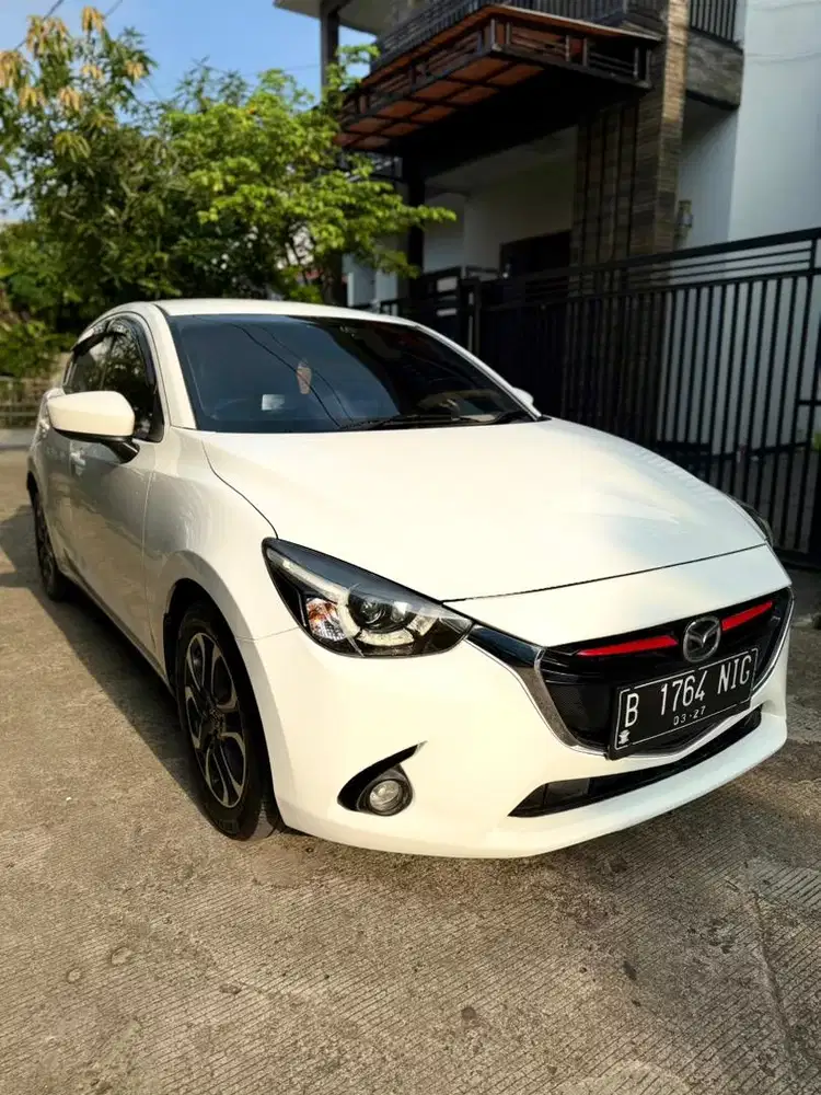Mazda 2 GT AT 2015