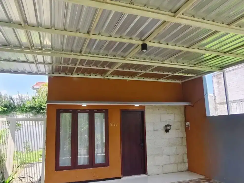 Dijual Murah Rumah Full Furnish 2Lt Terawat Ada Halaman Belakang Luas Siap Huni Lingkungan Tenang Lokasi Dekat Exit Tol dan Rumah Sakit di Singosari