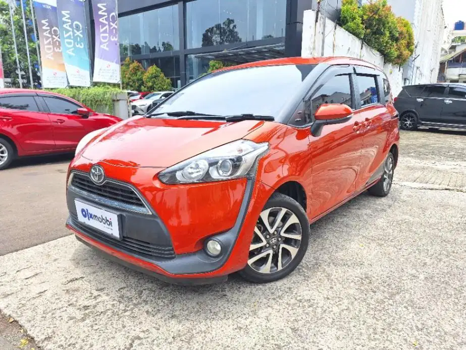 DP MURAH Toyota Sienta 1.5 V Bensin-MT 2016 Orange CSKXB