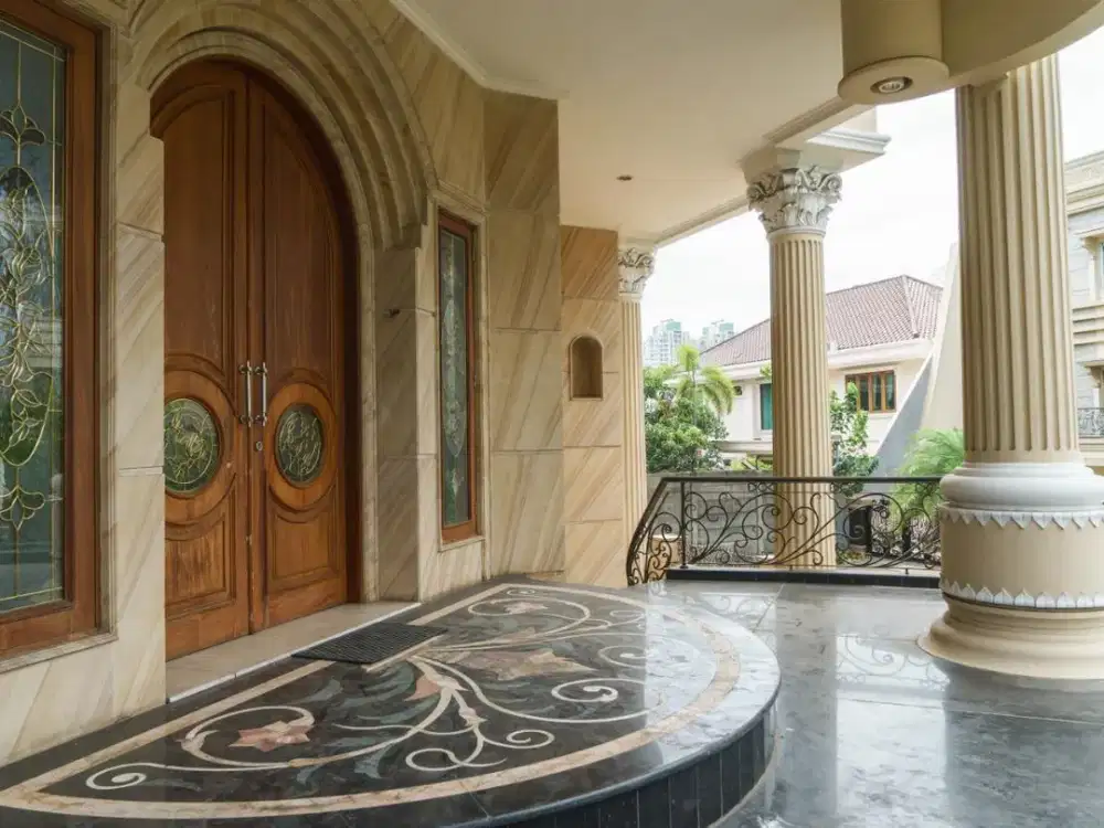 Ss.3734 - Murah !! Dijual Rumah Hook Luas 616 Full Marmer Mewah di Bukit Gading Villa Hadap Timur Selatan