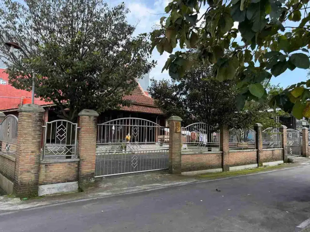 rumah pendopo joglo limasan di gajahan colomadu