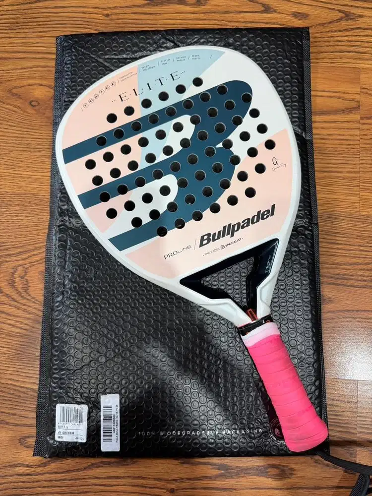 PRELOVED BULLPADEL ELITE 2025