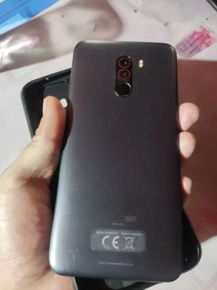 Pocophone F1 6/64 mulus nominus