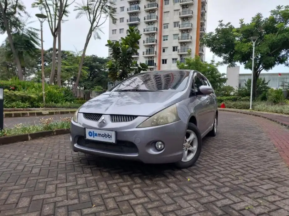 Nego Harga Murah Mitsubishi Grandis 2005 SXES