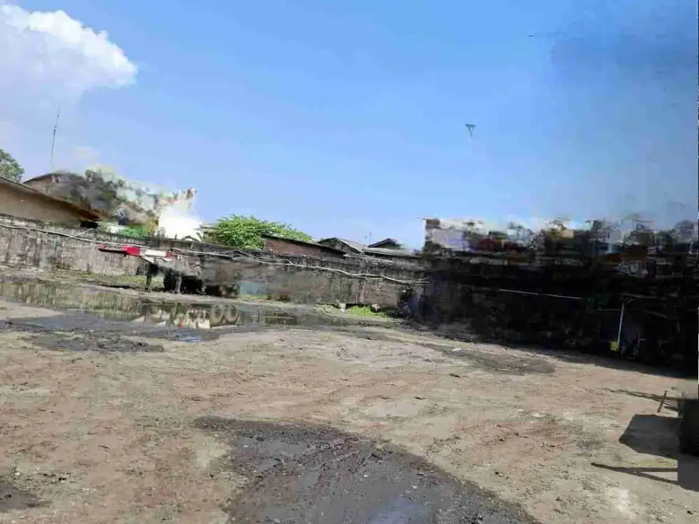 Disewakam lahan padat pinggir jalan raya di jln. Marunda Baru. Jakarta Utara