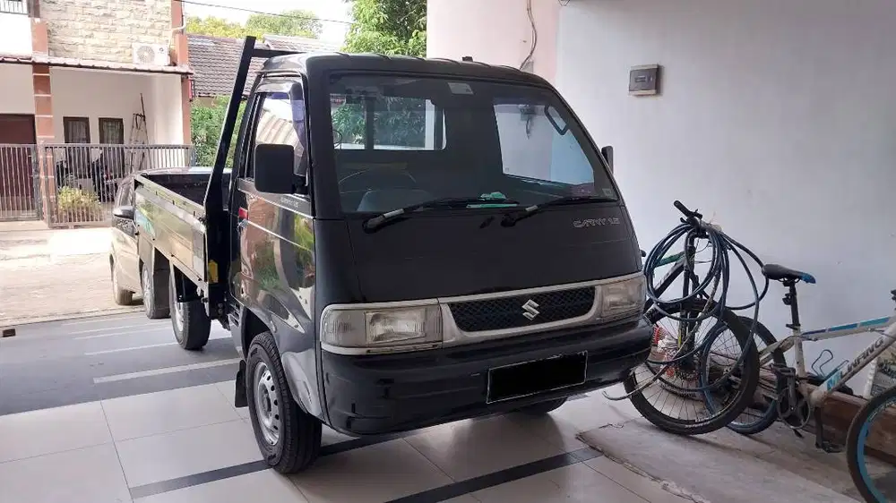 Suzuki Carry Futura Pickup hitam 2016