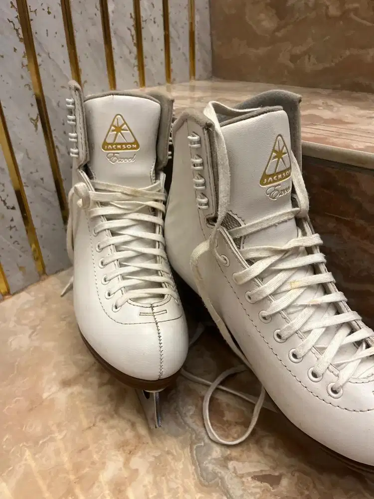 Sepatu ice skating Jackson Excel