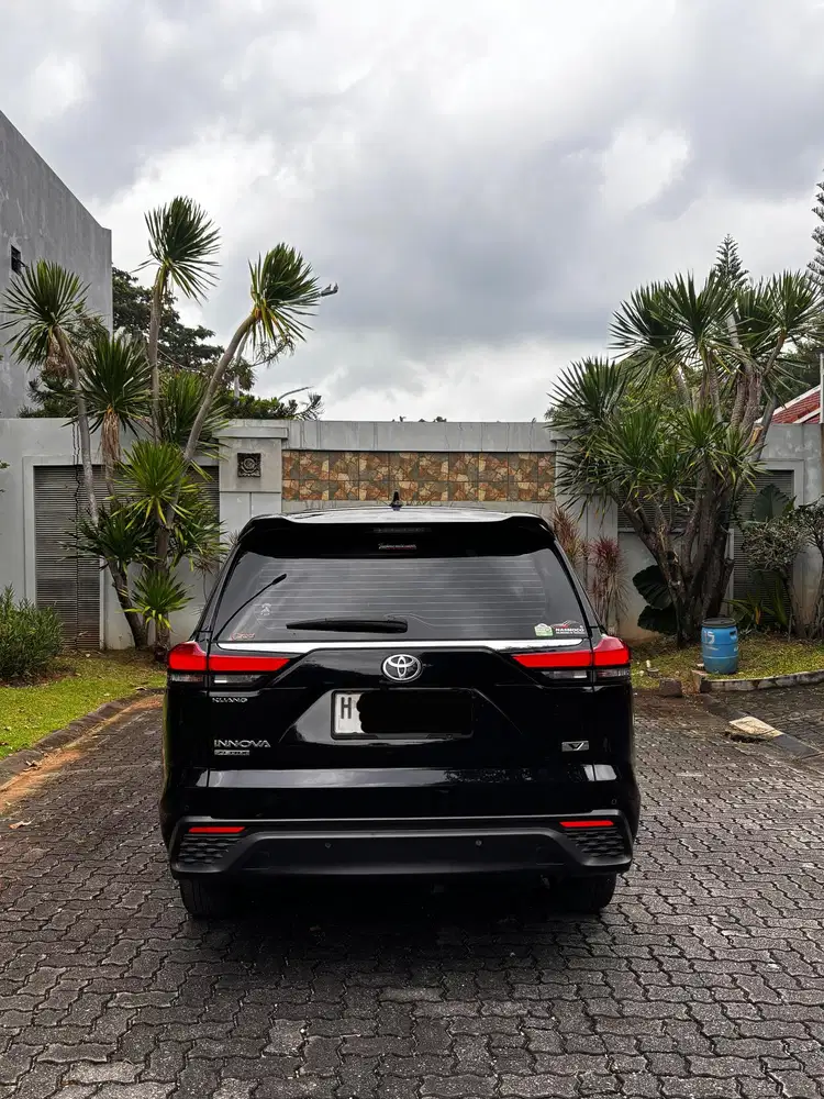 Toyota Kijang Innova 2023 Bensin
