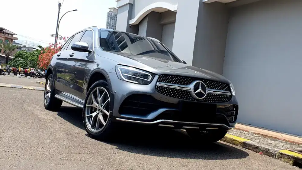 [ LOW KM ] Mercedes Benz Mercy GLC200 GLC 200 AMG AT 2020/2021
