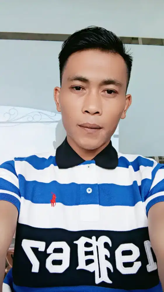 Saya Cari pekerjaan sebagai driver mobil pribadi/truck tronton.