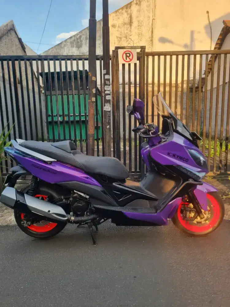 Motor Matic cc besar, handling nyaman untuk dikendarai jarak jauh