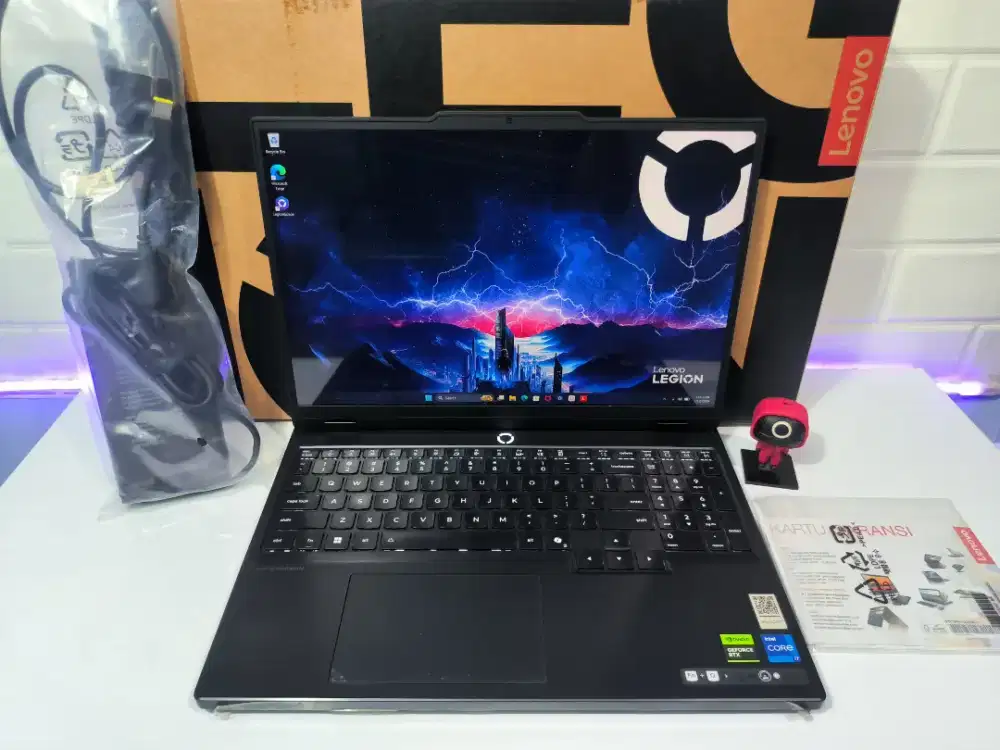 LENOVO LEGION 5 15IRX10 RTX 5050 I7-13650HX 16GB 512GB 15.3WUXGA 165Hz