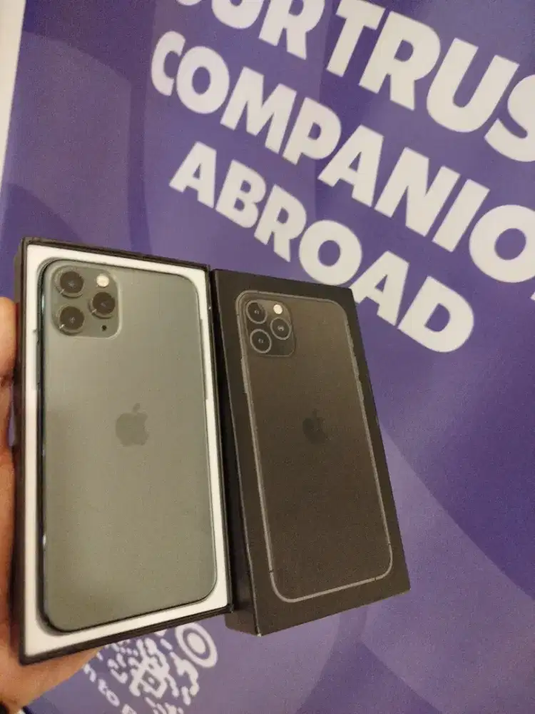 iPhone 11 pro 256gb pasti banget gan