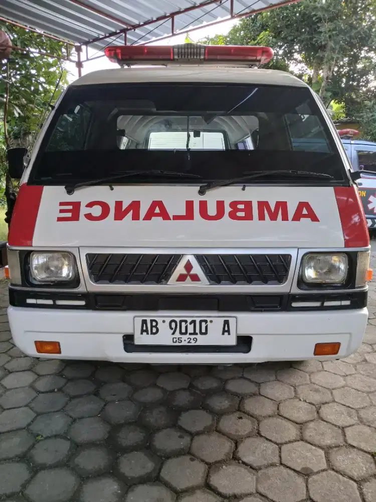 AMBULANCE MULTIFUNGSI