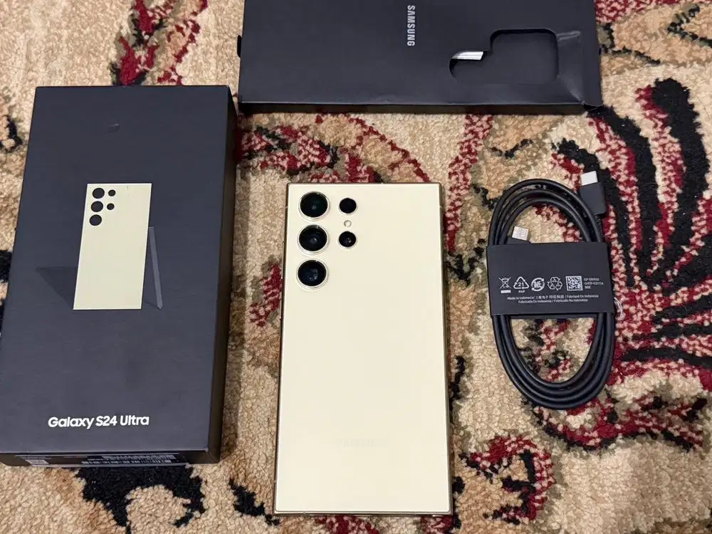 Samsung Galaxy S24 Ultra 12/256Gb Titanium Yellow SEIN Fullset Ori