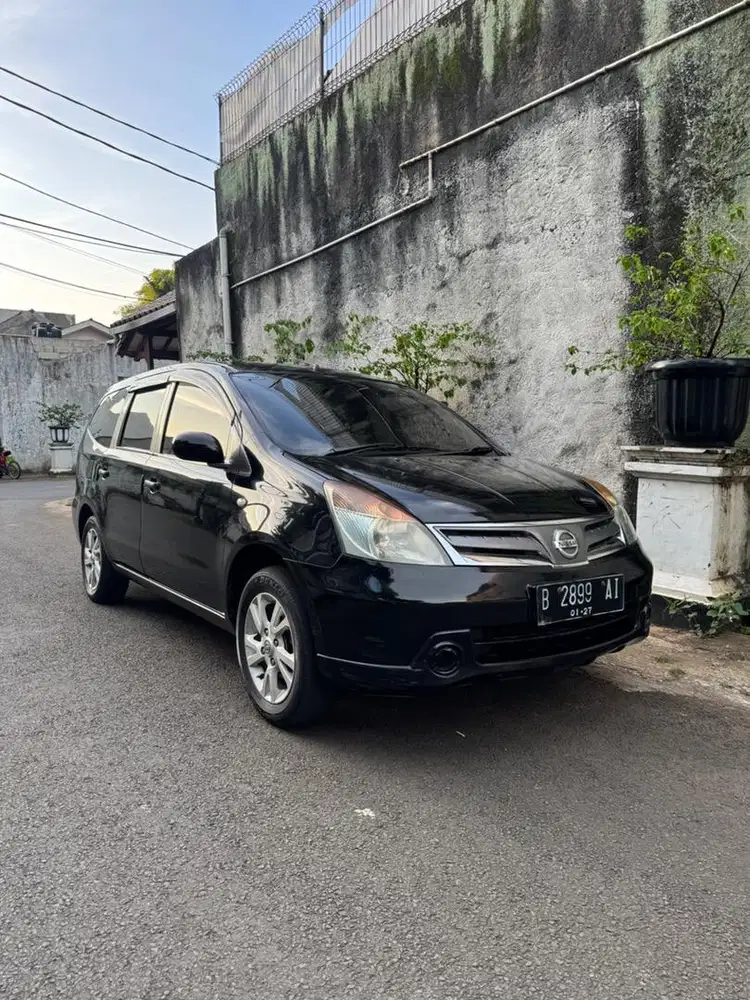 Nissan Grand livina Matic Th 2012