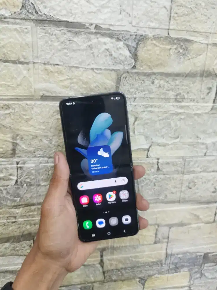 Samsung Z flip 8/256gb