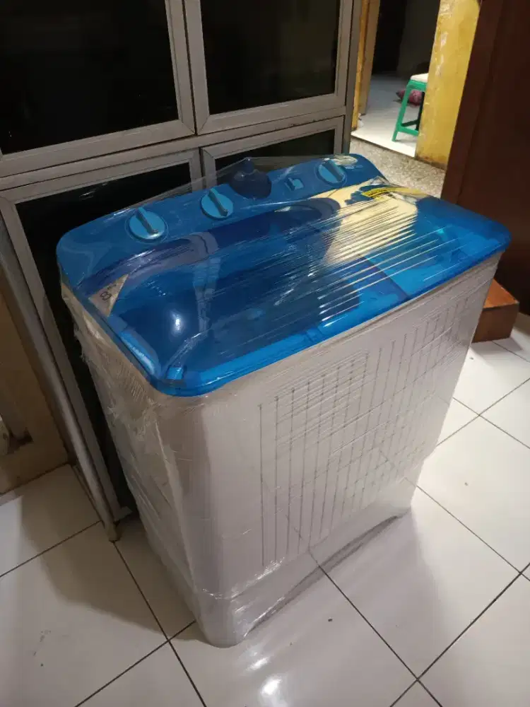 Mesin cuci merk Politron 8kg mulpis normal siap pakai