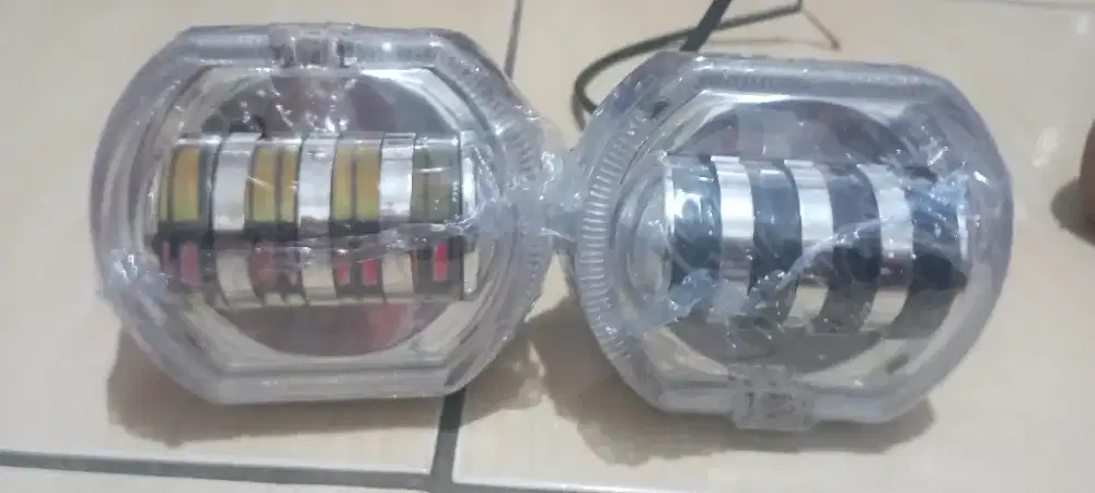 Lampu depan variasi n max,