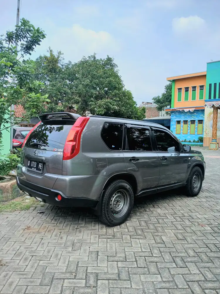 Nissan X-Trail 2011 Bensin