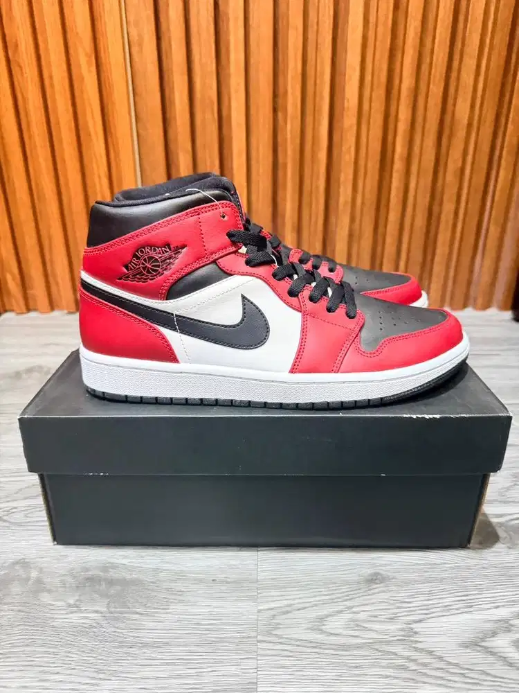 NIKE AJ1 MID CHICAGO ORIGINAL