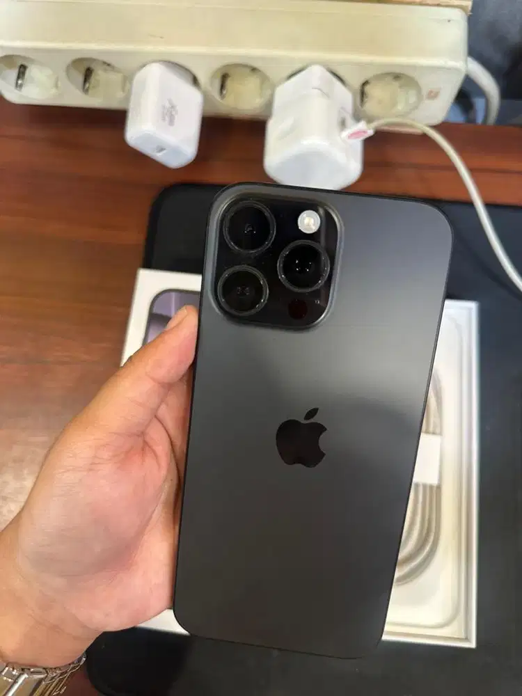 iPhone 16 Pro Max 512GB Black T Garansi iBox 04/04/26 BH 91%