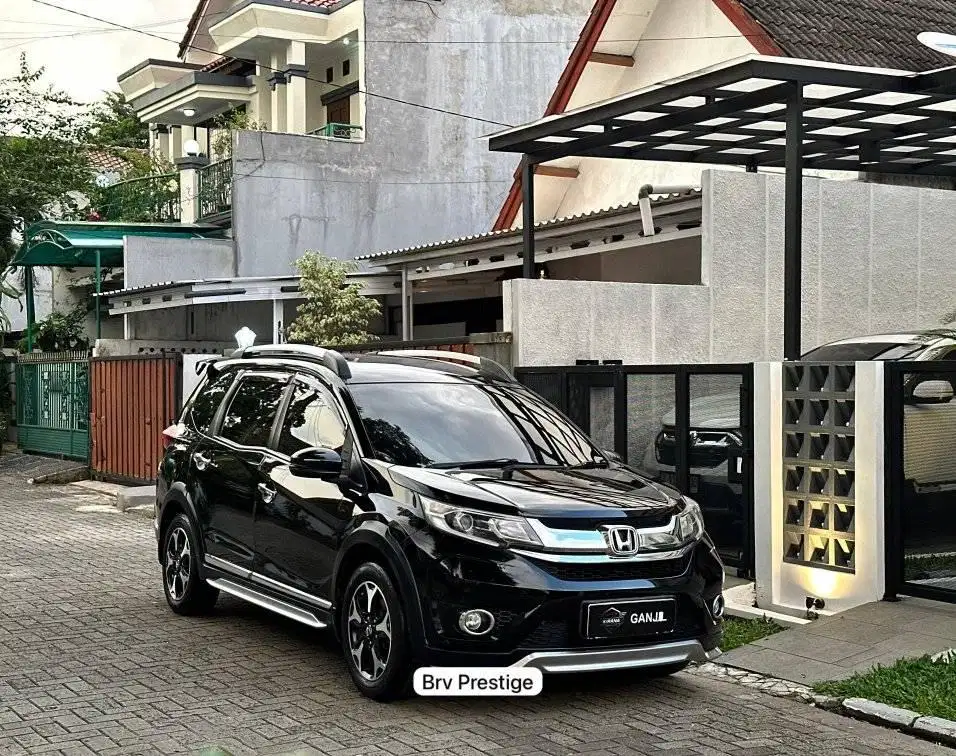 Honda BRV 2016 Prestige AT Matic Model 2017 Istimewa