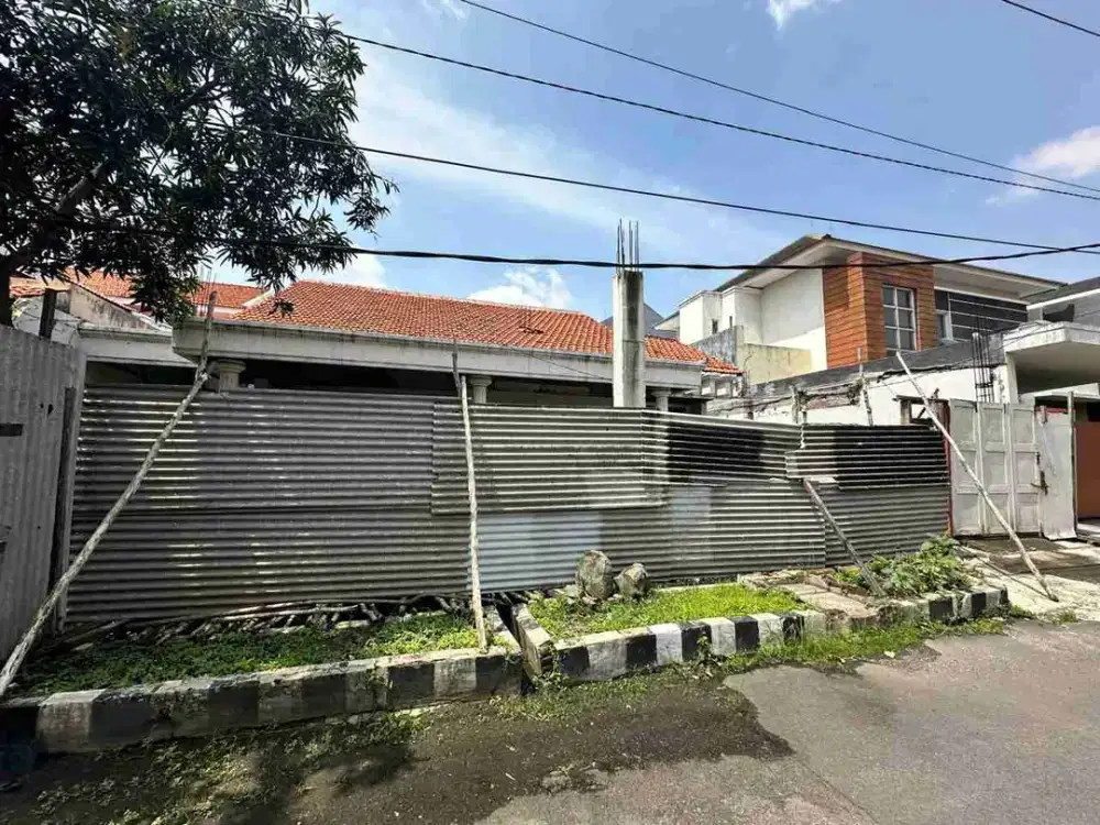 Dijual rumah 300m2 hitung tanah di Rungkut Asri
