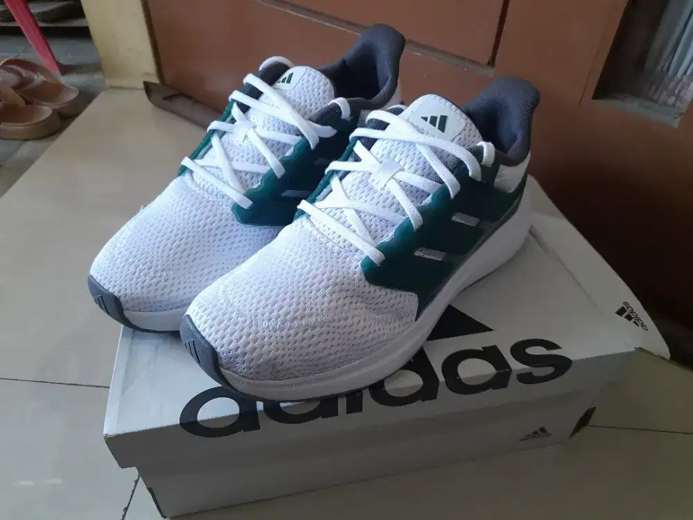 Sepatu Adidas Ultimashow White Ori